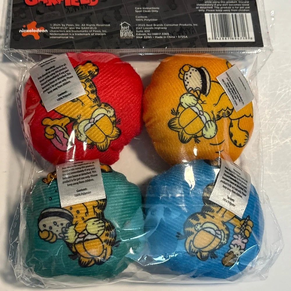 One (1) Pack Of 4 Mini Garfield Plush Toys For Cats—NEW—